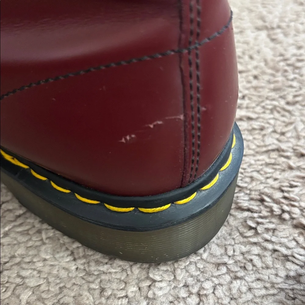 Dr Martens Cherry boot - Picture 4 of 5